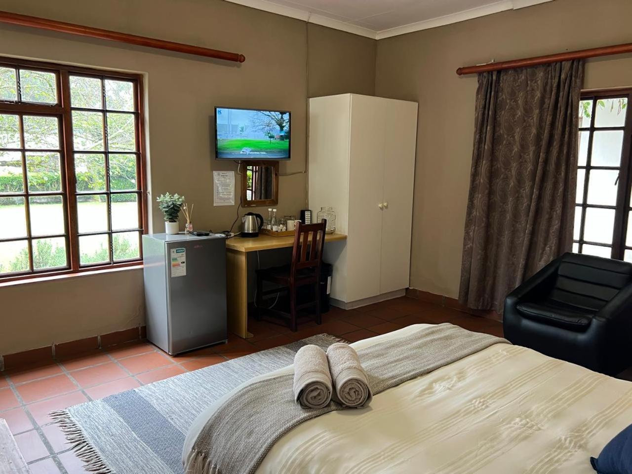 Barnyard Venue Hotell Ermelo Exteriör bild